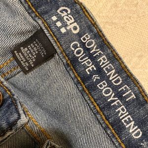 Gap - Boyfriend Fit, Cropped Denim Jeans